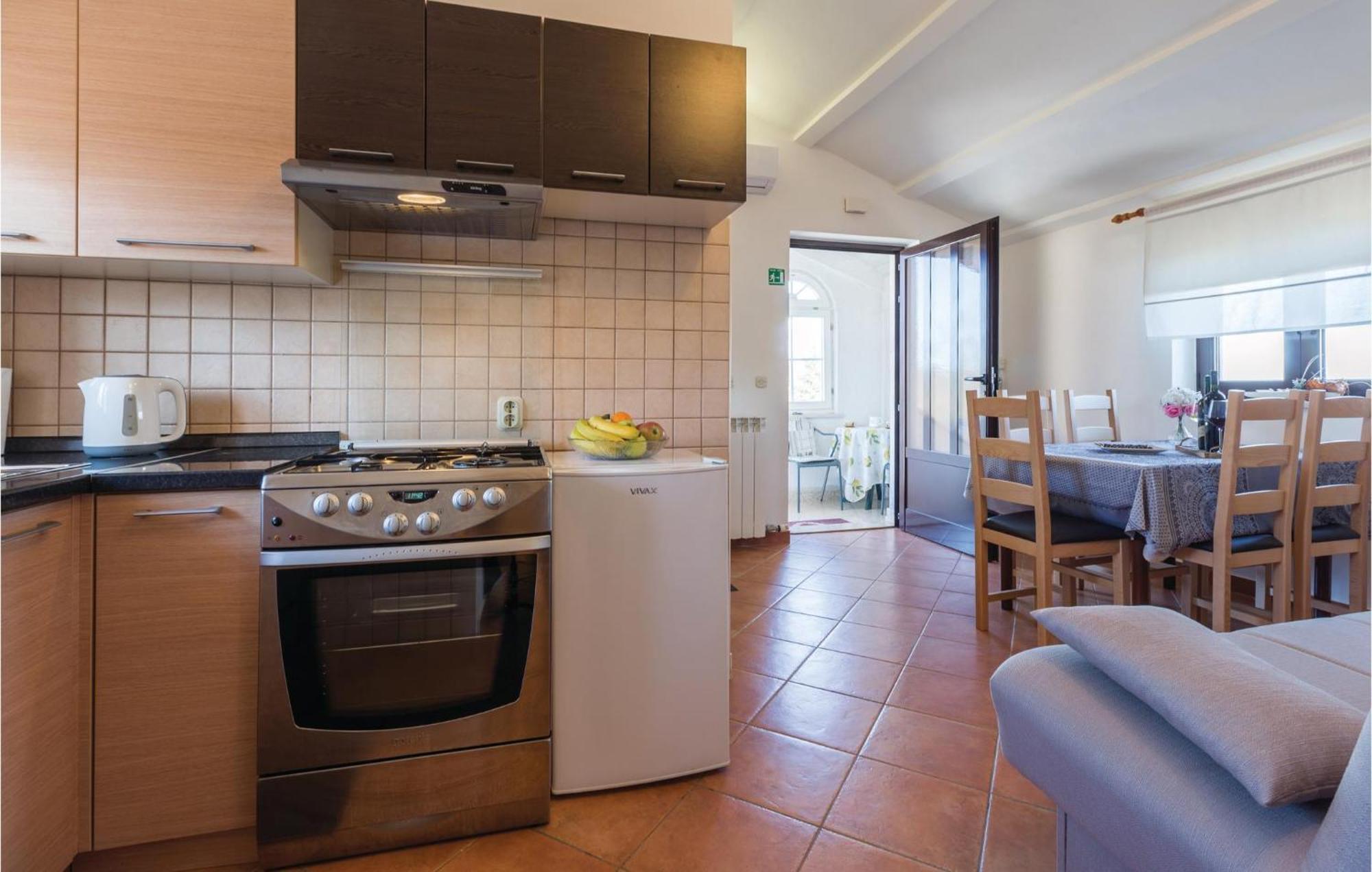 Amazing Apartment In Pazin With Wifi Katun Lindarski Exterior photo